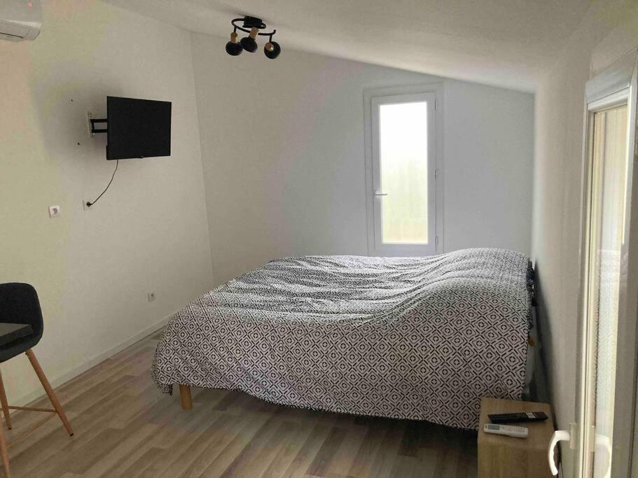 Maisonnette Neuve Avec Jardin Privatif Saran Esterno foto